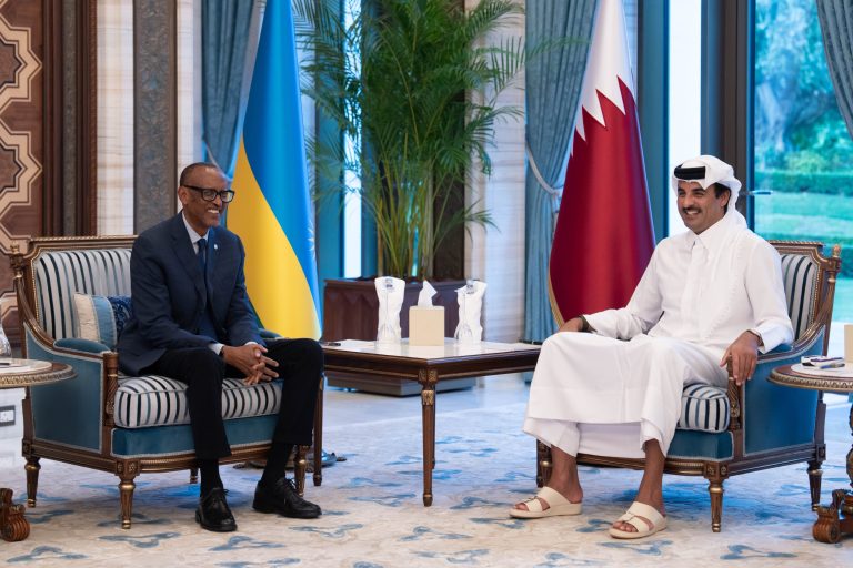 President Kagame conveys solidarity to Qatari leaders