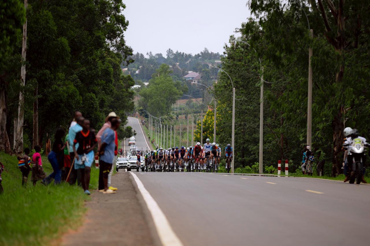 Tour du Rwanda 2026: Itamar Einhorn yegukanye Agace ka Mbere yambara ...