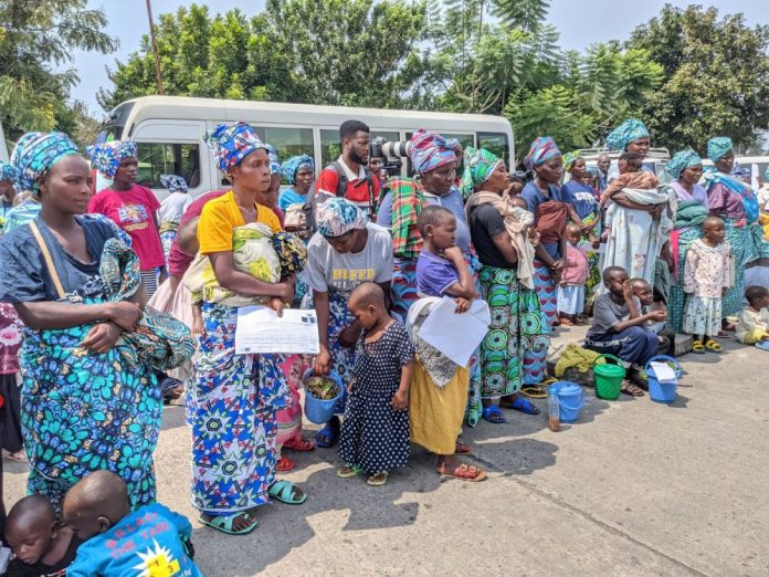 bagaragazaga_akamwenyu_ku_maso_nyuma_yo_kugera_mu_rwanda-10697