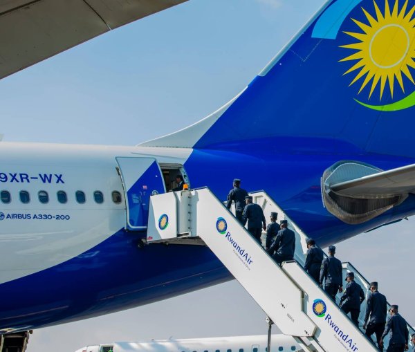 Abapolisi b’u Rwanda basimbuye bagenzi babo mu butumwa bw’ amahoro muri santarafurika